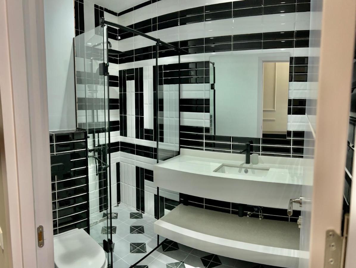 Kinotel Батуми Екстериор снимка