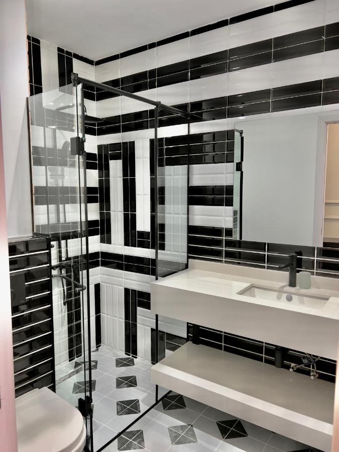 Kinotel Батуми Екстериор снимка
