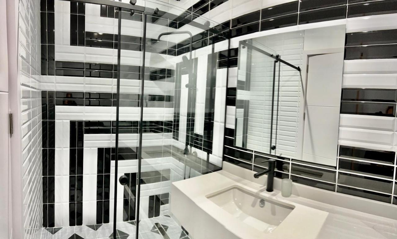 Kinotel Батуми Екстериор снимка